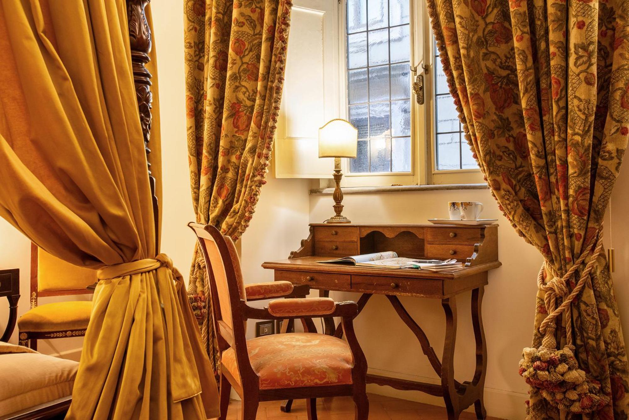 Residenza Sinibaldi - XVII Century Experience Apartment Rome Luaran gambar